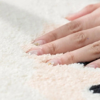 Fluffy White Round Rug With Tassels