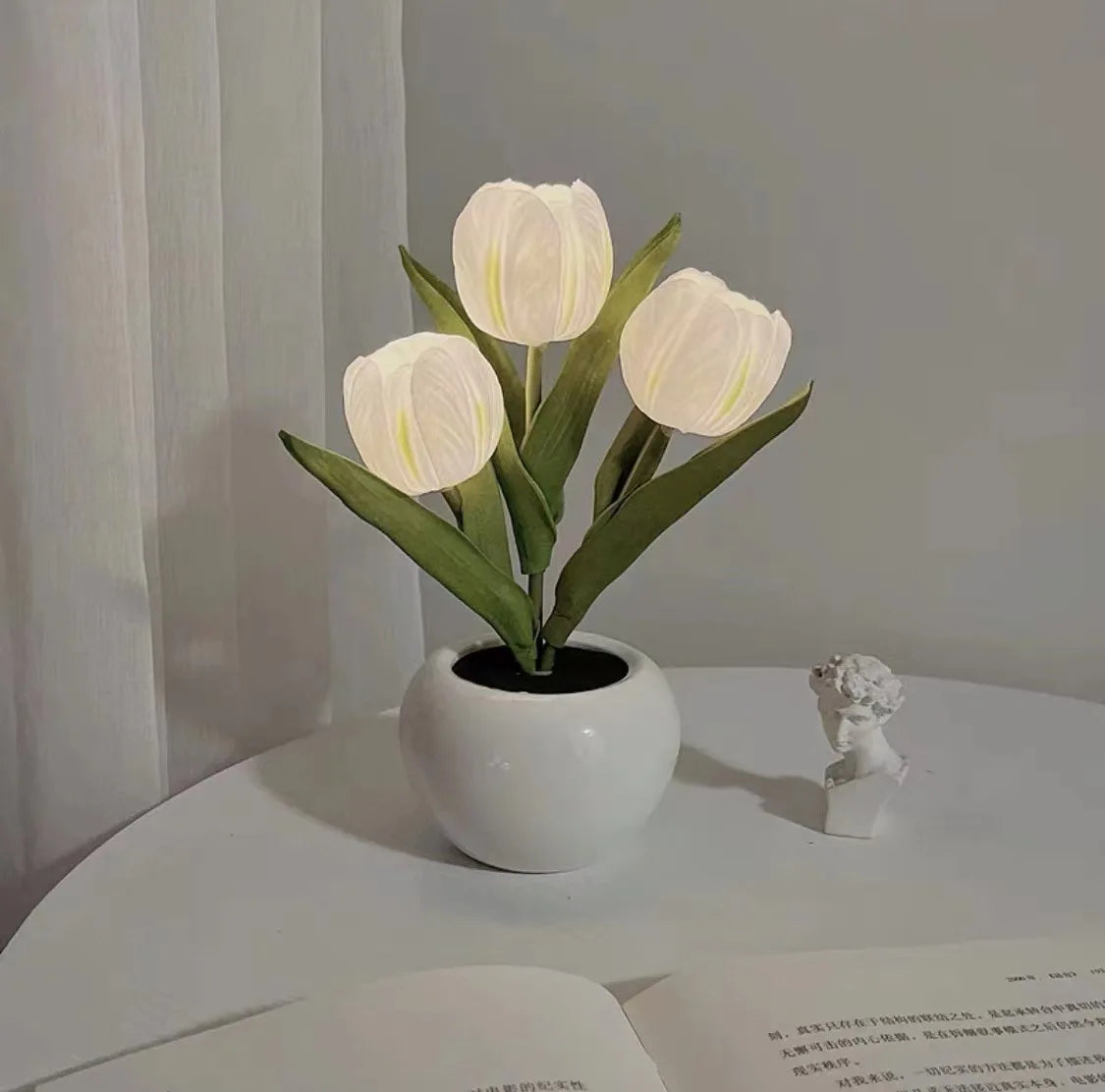 LED Tulip Night Lamp – Romantic Flower Desk Light for Bedroom & Table Decor
