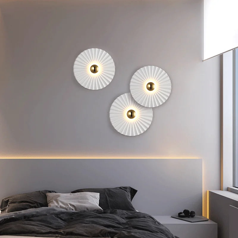 Nordic White Lotus Leaf Wall Lamp – Luxury Round Sconce for Living Room, Bedroom, Bedside & Hallway Decor